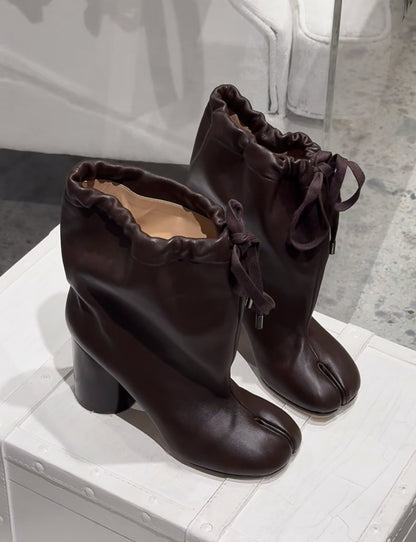 Stylish Split Toe High Boots