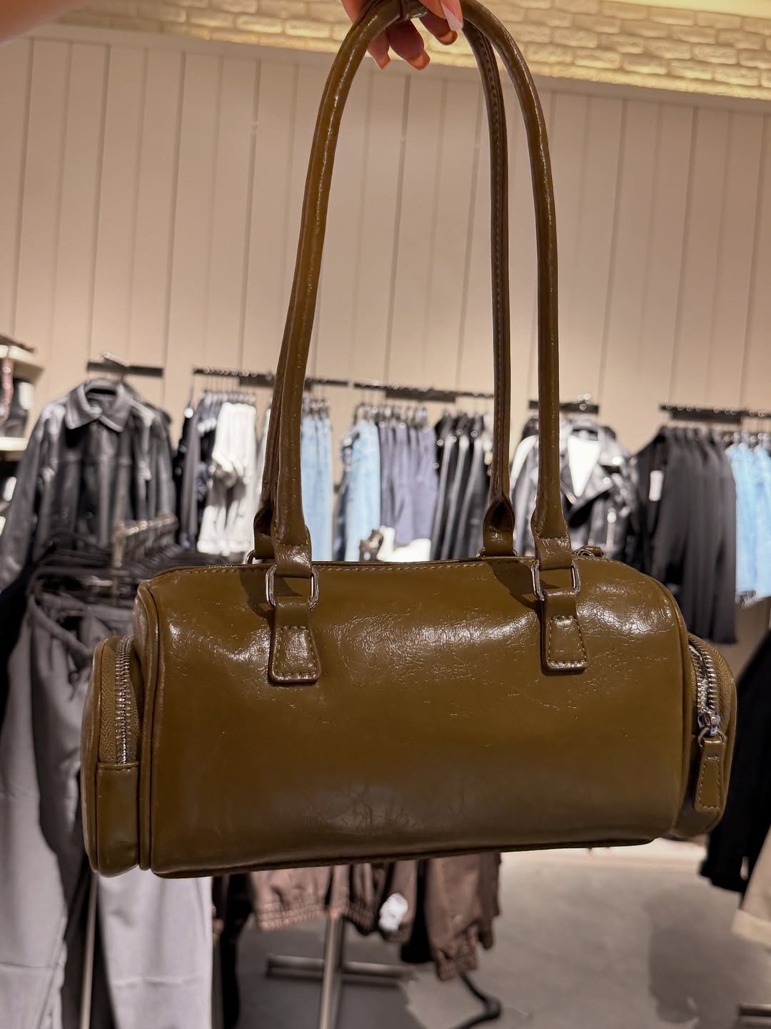 Vintage Cylinder Leather Shoulder Bag with Side Zipper Pockets