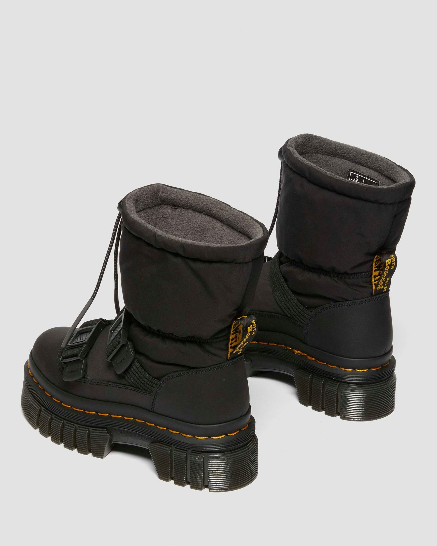 Lo Puffer Boots