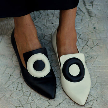 Color Block Pointed Low Heeled Pumps